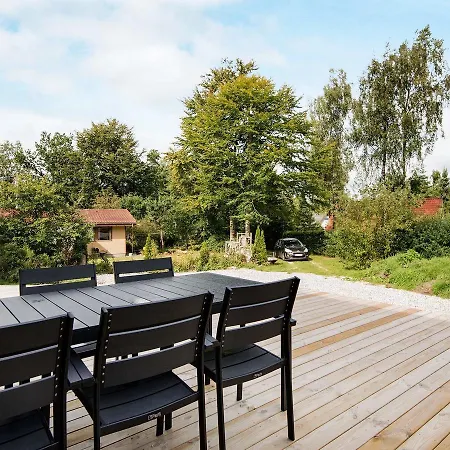 Vakantiehuis Holiday *